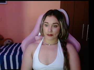 Candy_Love09 May 12, 2025 Chaturbate stream image
