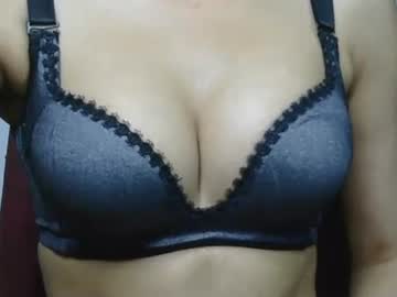 Ziyaa_1 May 13, 2025 Chaturbate stream image