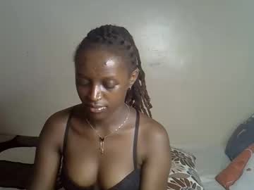 Petite_Asshley May 13, 2025 Chaturbate stream image