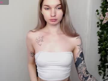 Lounahyan May 13, 2025 Chaturbate stream image