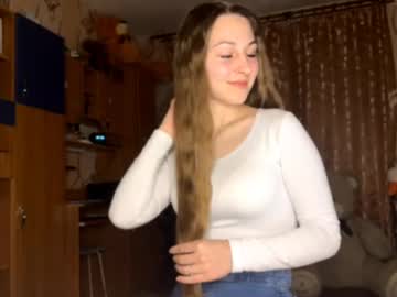 Dollycoomer May 13, 2025 Chaturbate stream image