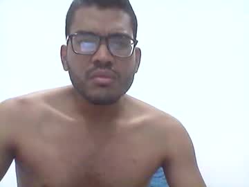 Danielrom28 May 13, 2025 Chaturbate stream image