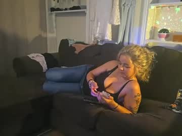 Realnativelilly May 14, 2025 Chaturbate stream image