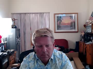 Hardblondcouplehawaii May 14, 2025 Chaturbate stream image