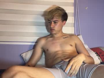 Your_Fav_Twinkk May 14, 2025 Chaturbate stream image