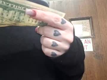 Brattybunny94 May 14, 2025 Chaturbate stream image