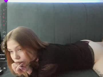 Hellennfox May 14, 2025 Chaturbate stream image