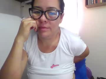 Caroline_46 May 14, 2025 Chaturbate stream image