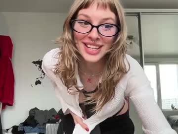 Lovesstation May 14, 2025 Chaturbate stream image