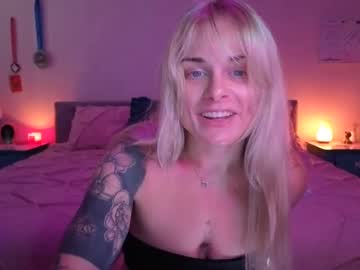 Sweetlittleannie May 14, 2025 Chaturbate stream image