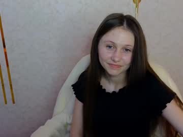 Kellyysss4 May 14, 2025 Chaturbate stream image