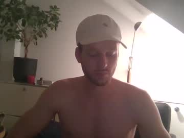 Frozenyoga May 14, 2025 Chaturbate stream image
