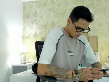 Joshua_Kinng_ May 14, 2025 Chaturbate stream image