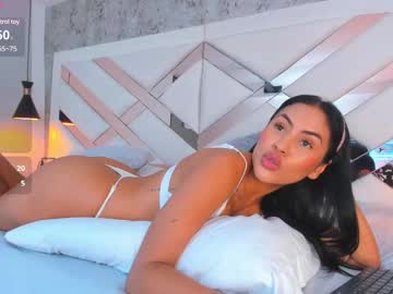 Littlee_Hanna_ May 14, 2025 Chaturbate stream image