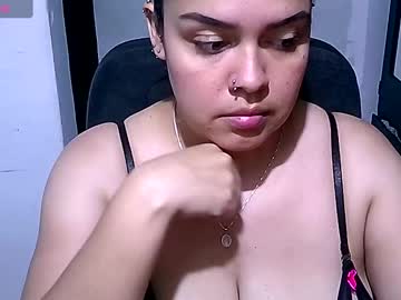 Karlaroberts7 May 15, 2025 Chaturbate stream image