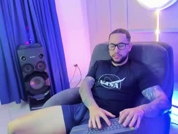 Chris_Leone May 15, 2025 Chaturbate stream image