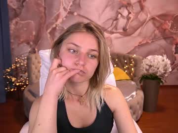 Kiramilkk May 15, 2025 Chaturbate stream image