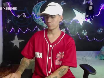 Matthew__W May 15, 2025 Chaturbate stream image