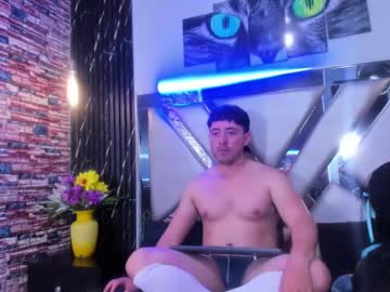 Roman_Mirando May 15, 2025 Chaturbate stream image