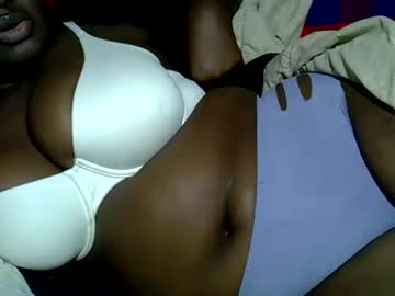 Pearl_33 May 15, 2025 Chaturbate stream image