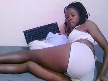 Petitetasha May 15, 2025 Chaturbate stream image