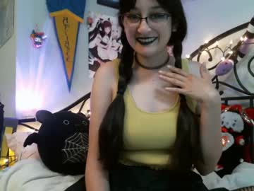 Gothicwaifu222 May 15, 2025 Chaturbate stream image