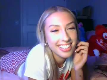 Mollymckayy May 16, 2025 Chaturbate stream image
