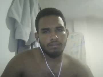 Itssjhon12 May 16, 2025 Chaturbate stream image