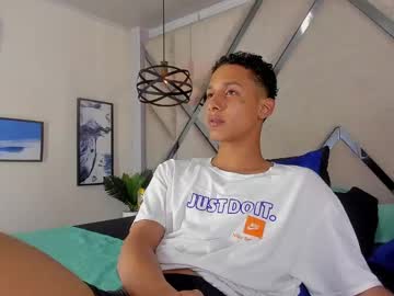 Magicbrown5 May 16, 2025 Chaturbate stream image