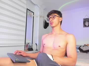 Latinguyxl May 16, 2025 Chaturbate stream image