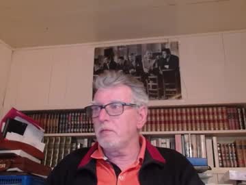 Hotlux_54 May 16, 2025 Chaturbate stream image