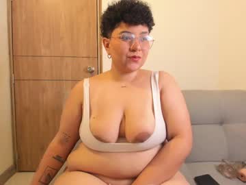 Curly_Cam_Queen May 16, 2025 Chaturbate stream image