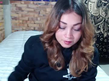Violet_Bosh May 17, 2025 Chaturbate stream image
