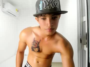 Kenshi_Roa May 17, 2025 Chaturbate stream image