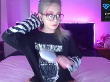 Shysweetrish May 17, 2025 Chaturbate stream image