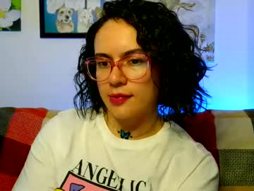 Violet_Kitty_2 May 17, 2025 Chaturbate stream image