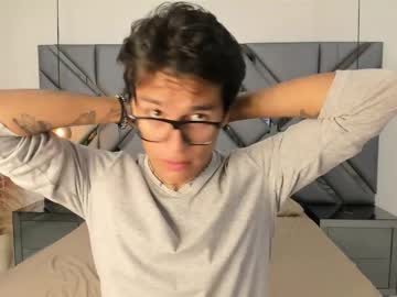 Thomas_Rosee May 17, 2025 Chaturbate stream image