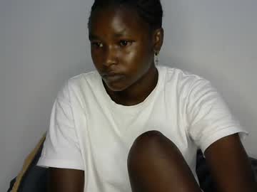 Pretty_Angeline May 17, 2025 Chaturbate stream image