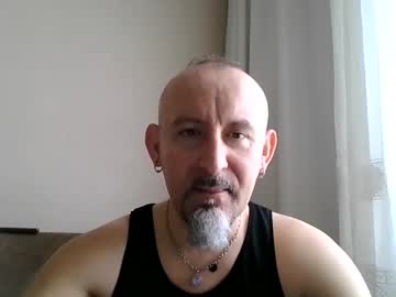Buckwessle May 17, 2025 Chaturbate stream image