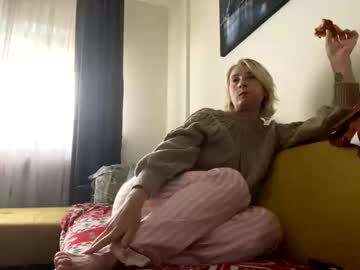 Hannah_Wildd May 17, 2025 Chaturbate stream image