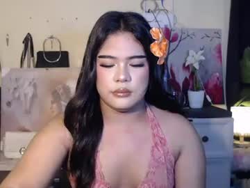 Saucey_Rhed May 17, 2025 Chaturbate stream image