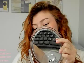 Hoppypoppyy May 17, 2025 Chaturbate stream image