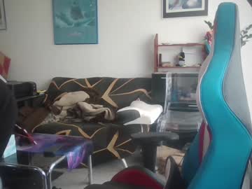 Thihold May 17, 2025 Chaturbate stream image