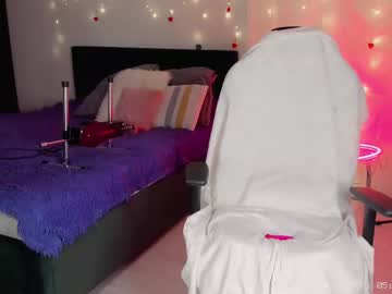Smurfette77 May 17, 2025 Chaturbate stream image