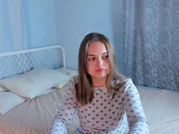 Linnblowe May 17, 2025 Chaturbate stream image