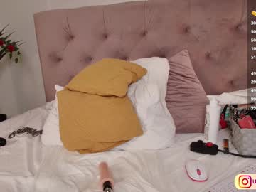 Aurorabitch_ May 17, 2025 Chaturbate stream image