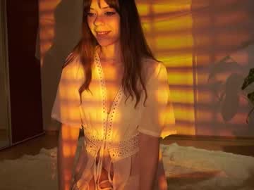 Elly_Fry May 17, 2025 Chaturbate stream image