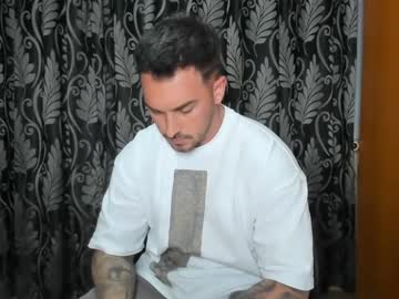 2sexymuscles May 17, 2025 Chaturbate stream image