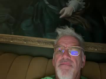 Jewlronny stream photo from May 17, 2025
