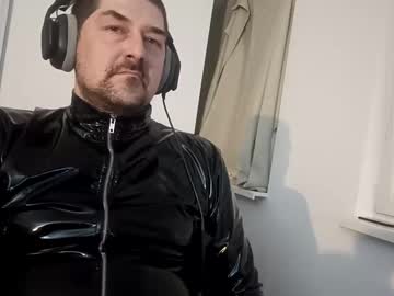 Loveleggings1 May 17, 2025 Chaturbate stream image